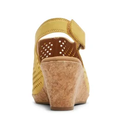 Sale Rockport Women'S Briah Perforated Slingback Sandal Sweet Corn